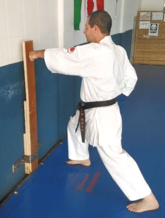 makiwara karate
